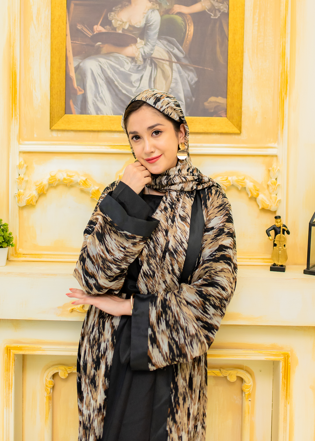 Mesh brown & black abaya