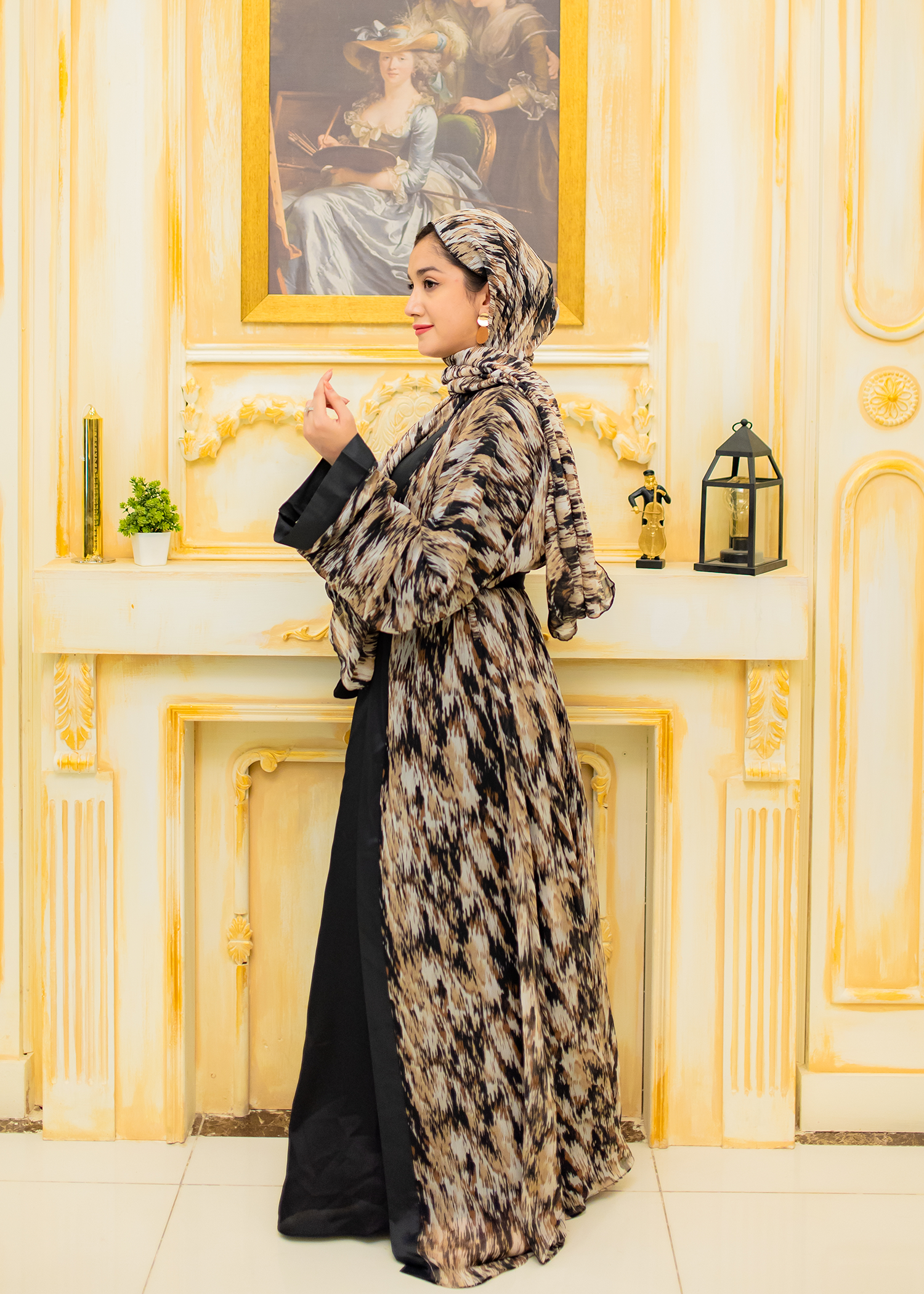 Mesh brown & black abaya